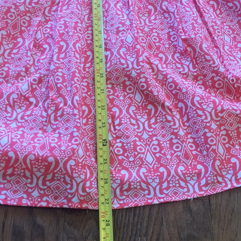 Coral and cream patterned dress - Picture 3 of 5
